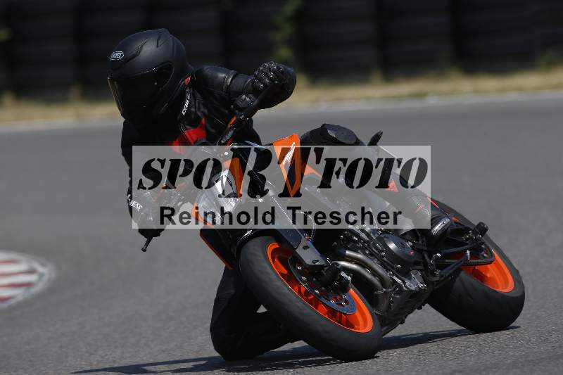 Archiv-2023/28 05.06.2023 Moto Club Anneau du Rhin/blanc-novice/7